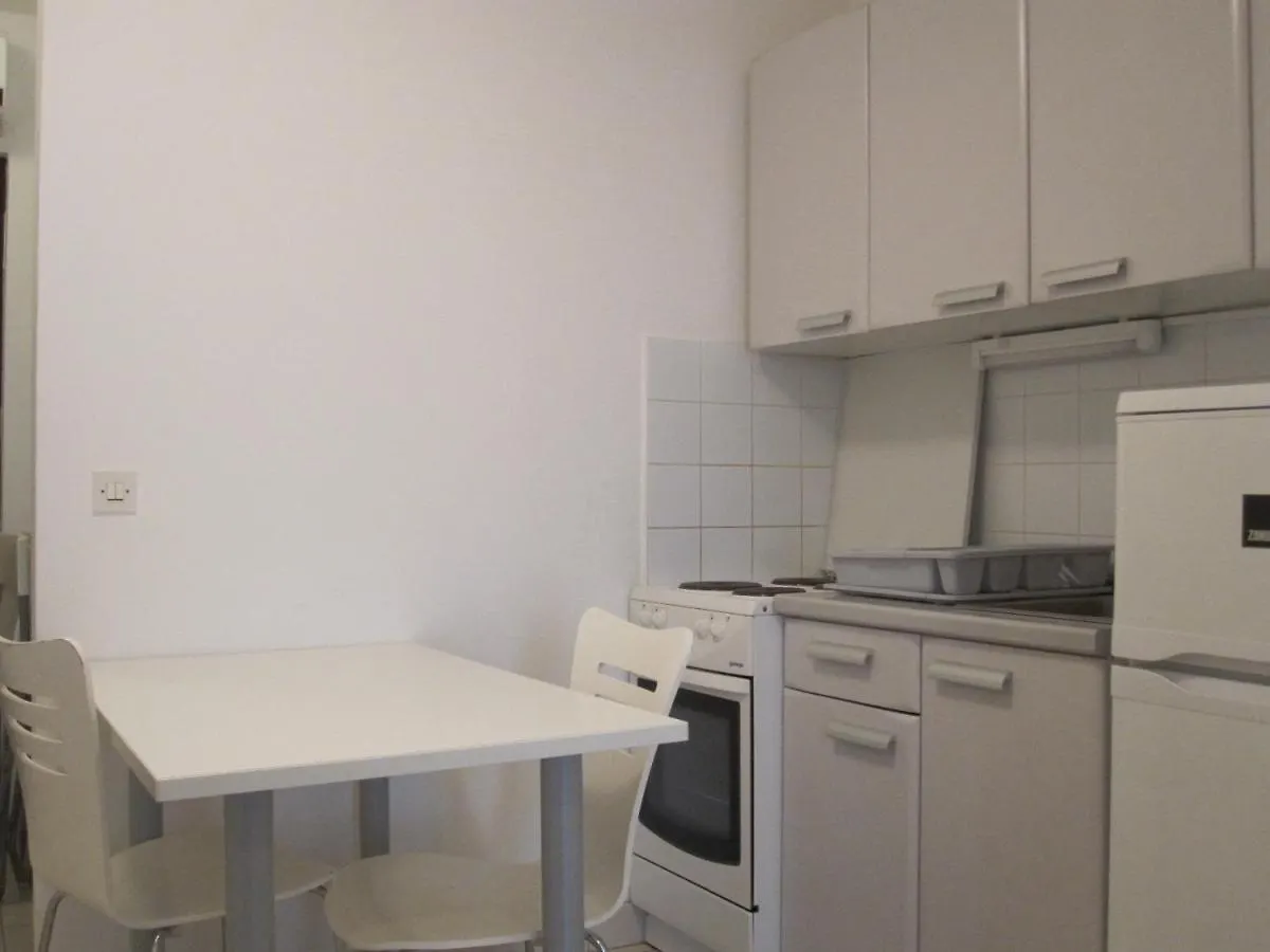 Zaglav Iva Apartment Martinscica  Croatia